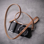 Hudson Leather Camera Strap Thin - Classic Ring - Natural