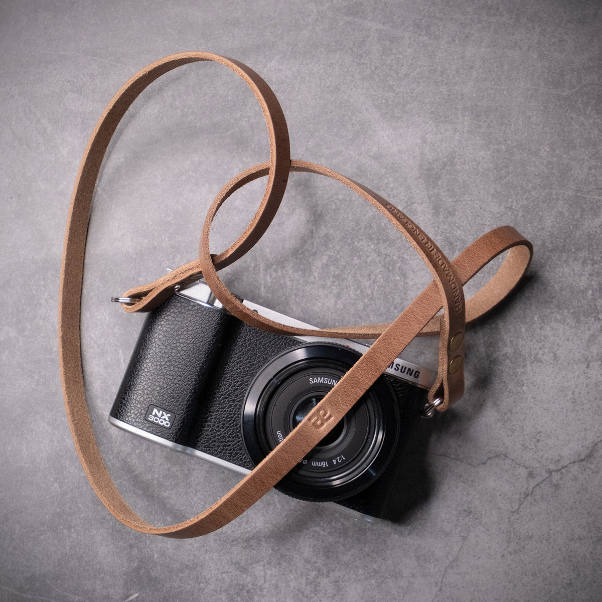 Hudson Leather Camera Strap Thin - Classic Ring - Natural